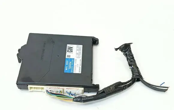 Toyota Prius (XW30) Central body control module 8922147381 2380004680