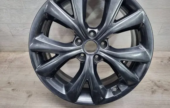 R19 alloy rim