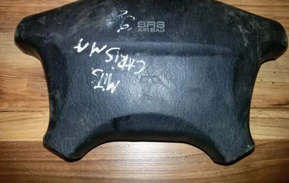Mitsubishi Carisma Steering wheel airbag MR740922