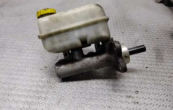 Dodge Durango Master brake cylinder