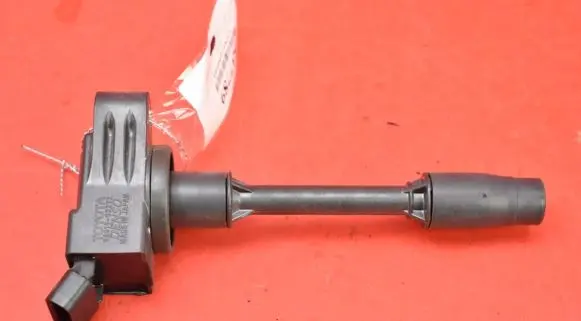 Toyota Corolla E10 High voltage ignition coil 90919-02272