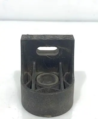 Radiator mount bracket
