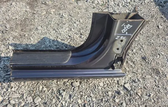 Hyundai i30 Sill