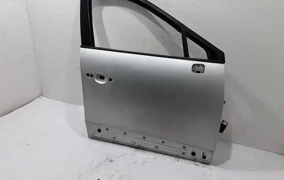 Renault Scenic III - Grand scenic III Front door 801005468R