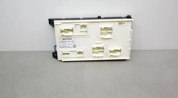 Mercedes-Benz B W246 W242 Central body control module A1769001101 A1769012000