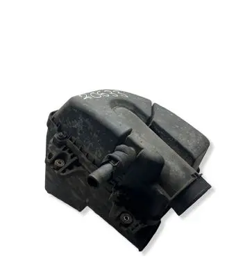 Honda CR-V Air filter box 