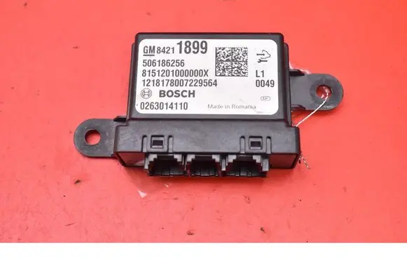 Opel Insignia A Engine control unit/module ECU 84211899