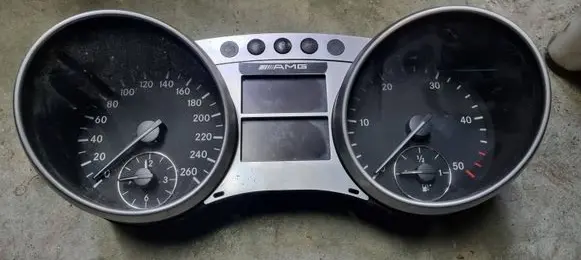 Mercedes-Benz R W251 Speedometer (instrument cluster) A2515402648 012688 A2C53164751