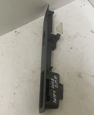 Suzuki Swift I Electric window control switch 8376362J01