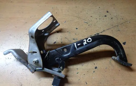 Hyundai i20 (GB IB) Brake pedal 32800C8100