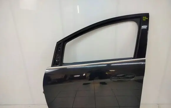 Ford C-MAX II Front door 