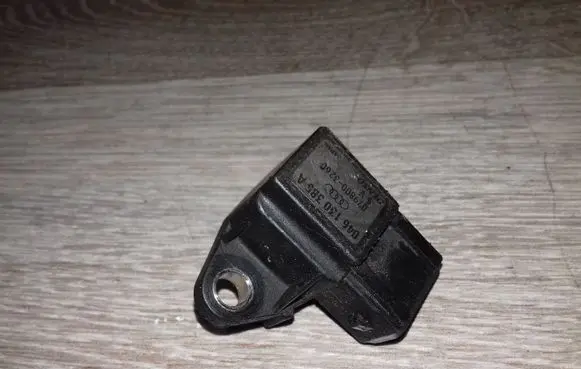 Volvo S80 Air pressure sensor 0798003260 046130385A