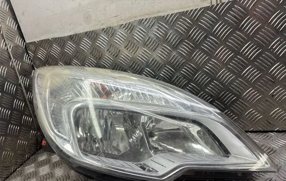 Opel Meriva B Headlight/headlamp 13253630