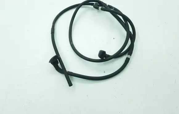 Mazda CX-7 Windshield washer spray nozzle 