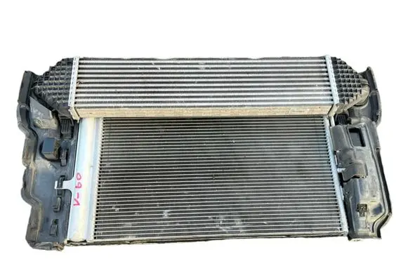 Volvo V60 Intercooler radiator BV619L440BE V3401005