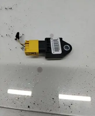 Mercedes-Benz A W169 Airbag deployment crash/impact sensor A1698202226 226270800725834