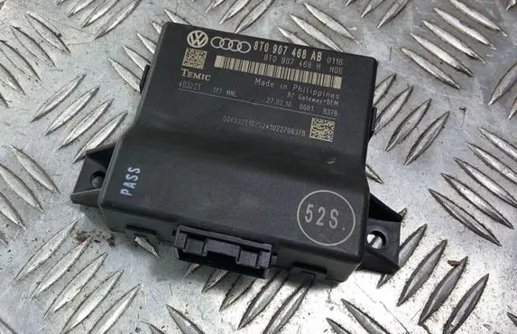 Audi A5 8T 8F Gateway control module 8T0907468AB 8T0907468 8T0907468H