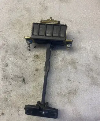 Mercedes-Benz E W211 Front door check strap stopper A2117200116