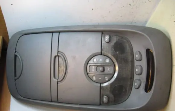 KIA Carnival Front seat light