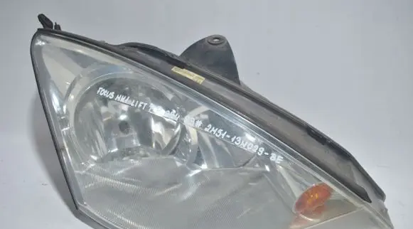 Ford Focus Headlight/headlamp