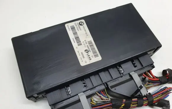 BMW 5 E60 E61 Comfort/convenience module 6985364 61356985364 698536401