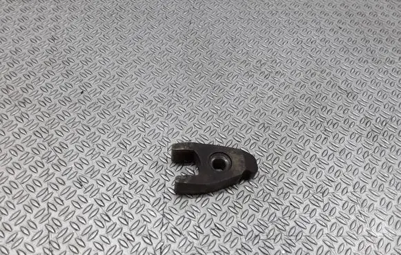 Citroen Berlingo Fuel Injector clamp holder