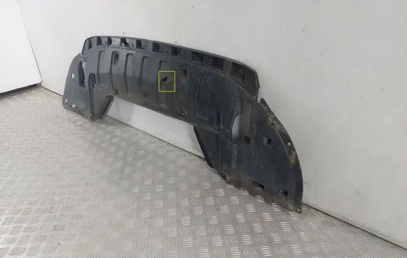 Mitsubishi Outlander Front bumper skid plate/under tray 5370B626