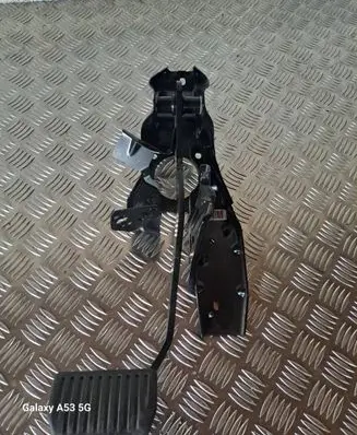 Volvo V70 Brake pedal 31317316