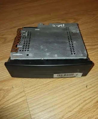Renault Espace - Grand espace IV Radio/CD/DVD/GPS head unit 8200205833