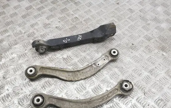Mercedes-Benz CLS C218 X218 Rear upper control arm/wishbone