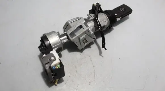 Mazda 3 II Ignition lock