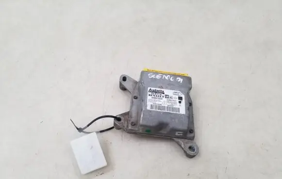 Renault Scenic I Airbag control unit/module 8200272534