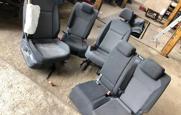 Volkswagen Tiguan Seat set 