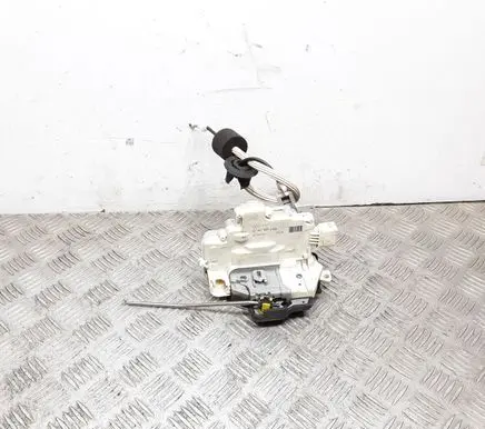 Audi A6 S6 C6 4F Front door lock 4F2837016B A046465