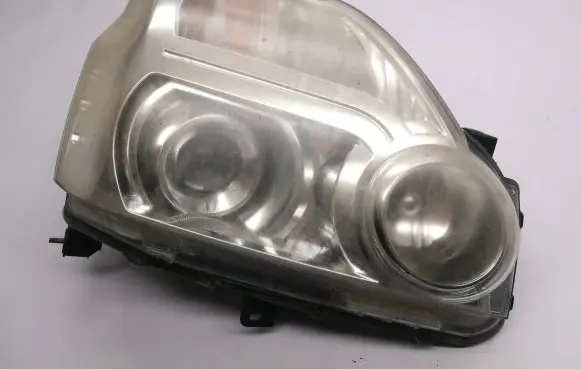 Nissan X-Trail T31 Headlight/headlamp