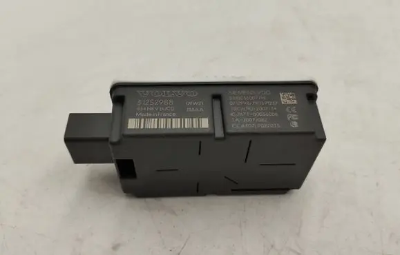 Volvo V70 Door central lock control unit/module 31252988 S180036007
