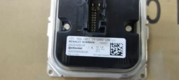 Renault Clio IV LED ballast control module 260556623R