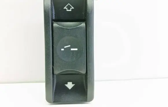 BMW 5 E39 Sunroof switch 6907288 03015010