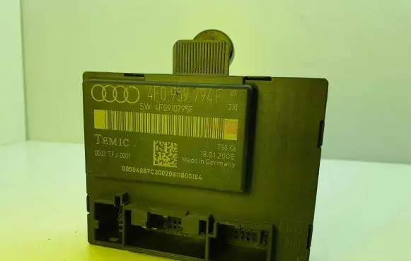 Audi A6 S6 C6 4F Door control unit/module 4F0959794E 0033TFJ0001 4F0910795F