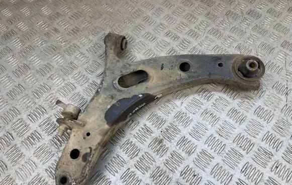 Subaru Outback Front lower control arm/wishbone