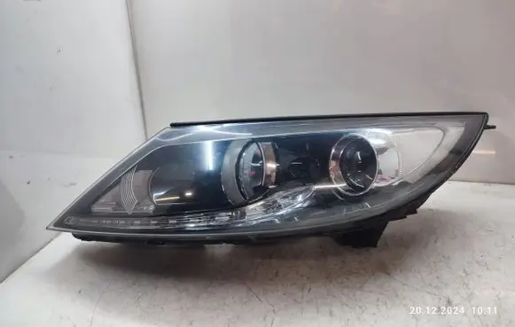 KIA Sportage Headlight/headlamp 921013U270