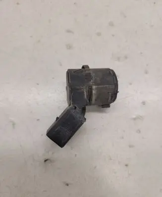 Audi A6 S6 C5 4B Parking PDC sensor 4B0919275B