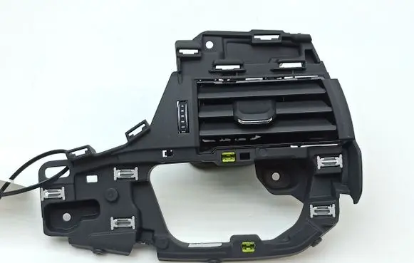 Audi A4 S4 B9 8W Dashboard side air vent grill/cover trim 8W2820902B