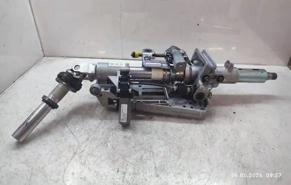 Mercedes-Benz E W212 Steering wheel axle A2124603316