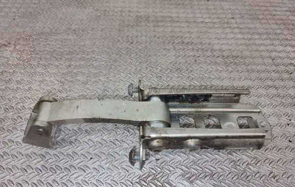 Volkswagen Crafter Front door check strap stopper A9067200316 9067200316