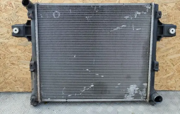 Jeep Grand Cherokee (WK) Coolant radiator T858AA0093 55116858AA 83403