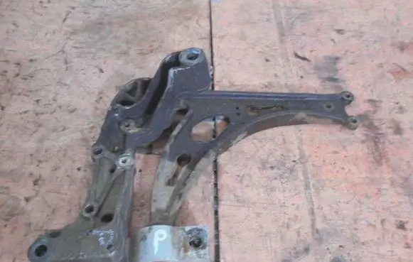 Volkswagen Touran I Other rear suspension part 1K0199296F