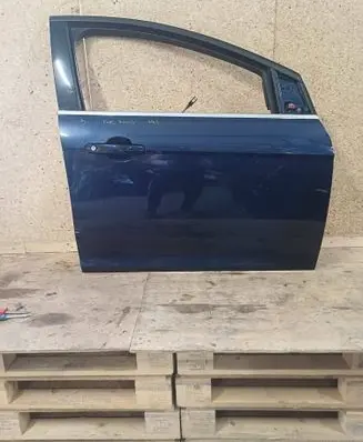 Ford Focus Front door 121212
