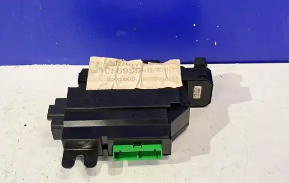 Volvo V70 Electric window control switch 30658147
