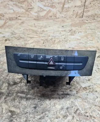 Mercedes-Benz E W211 A set of switches A2116800552